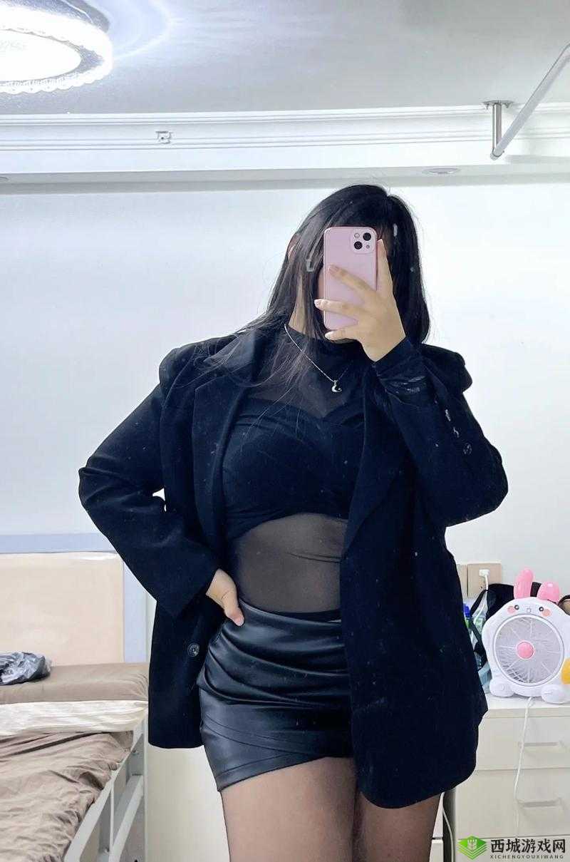 凹凸女 BBwBBwBBwBBw:独特魅力绽放之精彩演绎