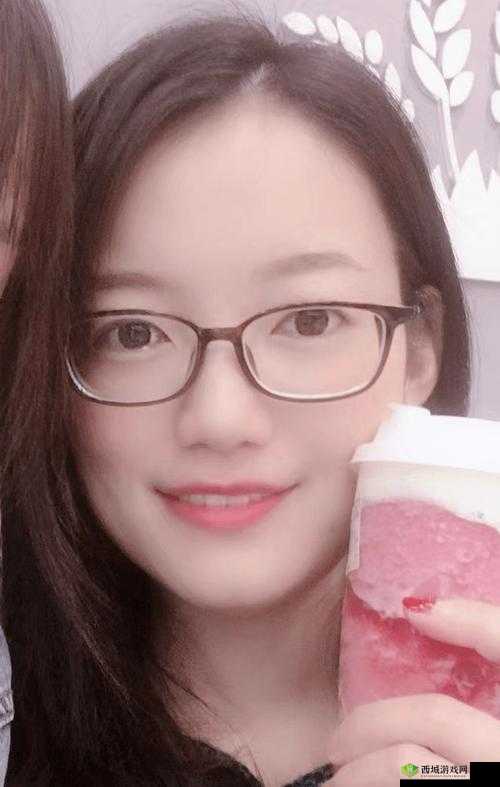 九一丨PORNY丨自拍:独特视角下的自我展现