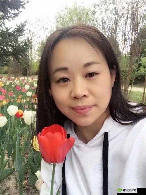 911 制品厂白晶晶每到深夜人数特别多：背后原因令人好奇