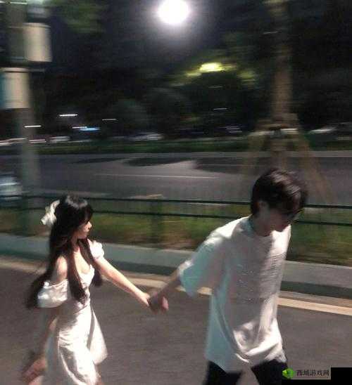 情侣晚上穿什么运动服:让夜晚更温馨的时尚选择