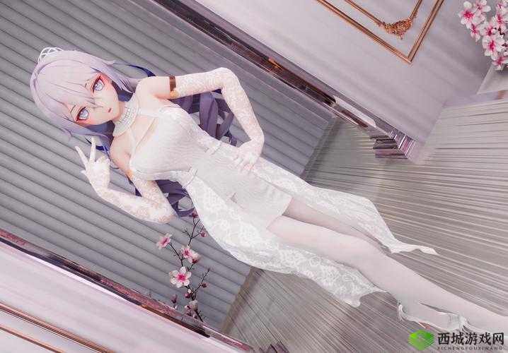 白丝校花美腿甜美游戏:极致诱惑的扒开之旅