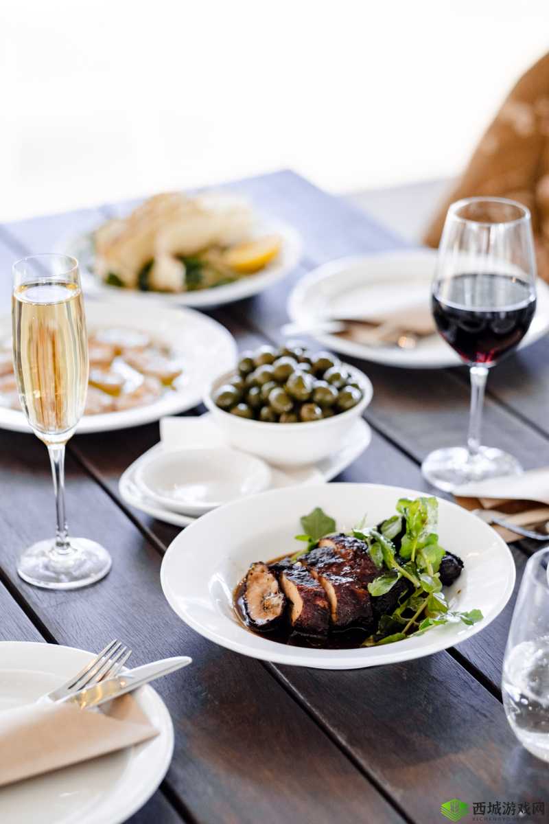 别到红酒了装不下了 1V2 激情碰撞极致演绎