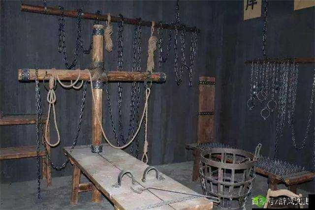 残暴的刑罚:BBw 搡 BBBB 搡 BBBB 针刑,你能想象吗?