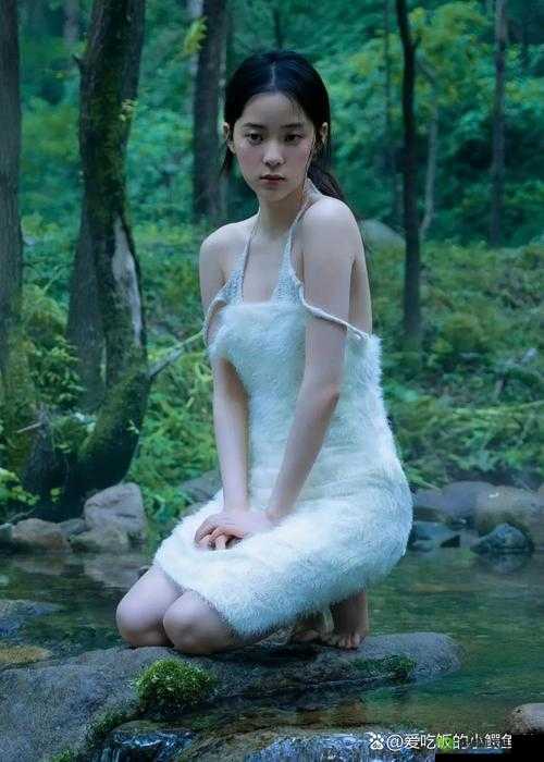 国模娜娜超大：亚洲顶级模特的魅力与风采