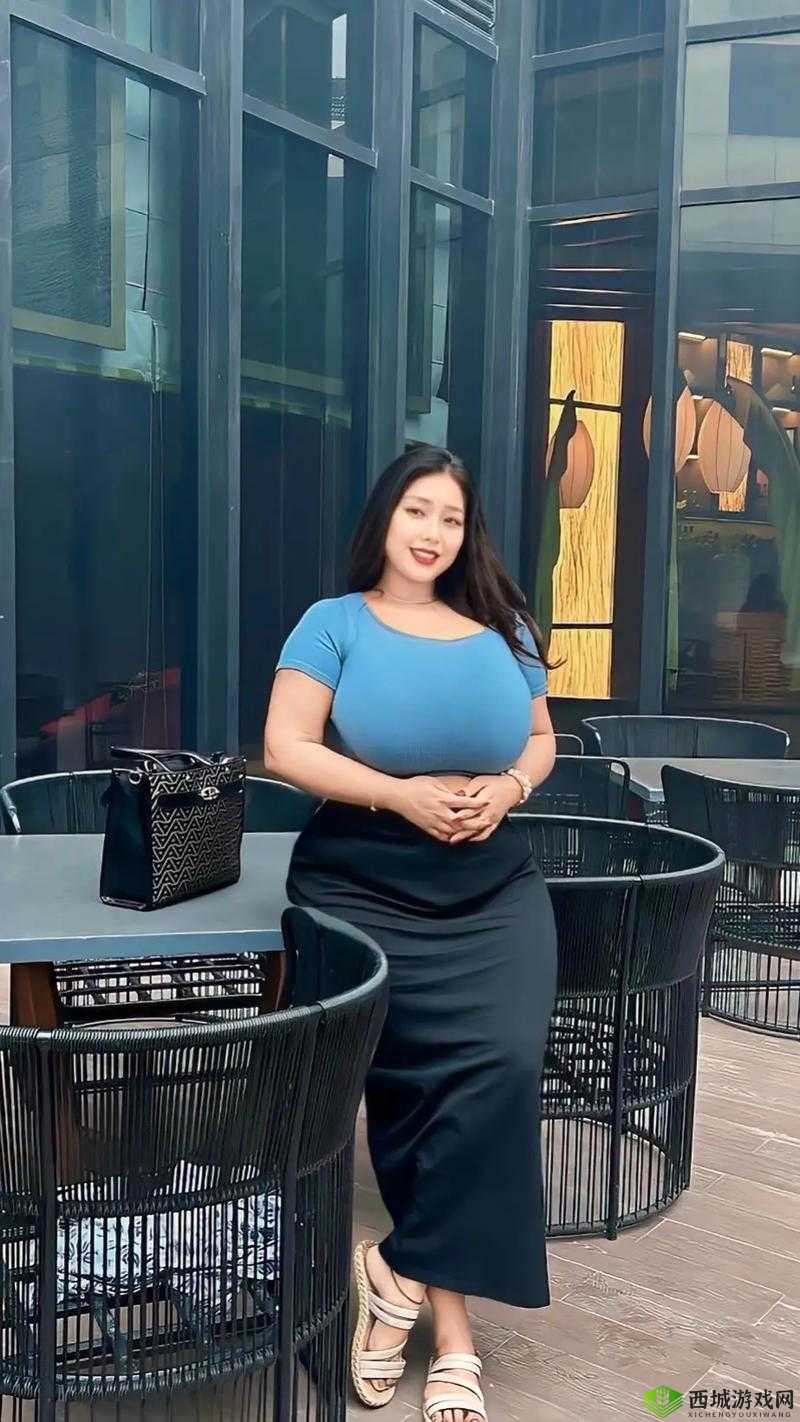 丰满 BBwBBwBBwBBW :展现独特魅力与自信风采