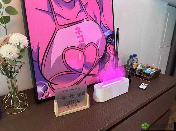 边亲面膜边感受：探索新奇的护肤体验