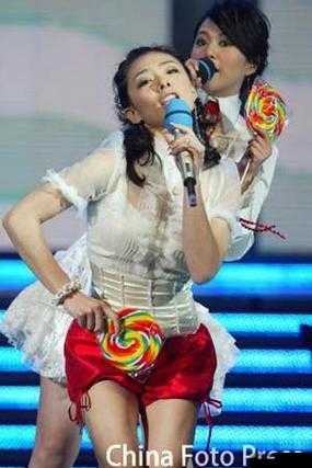 星空无限MV国产剧梁佳网传：揭秘剧情亮点与角色深度解析