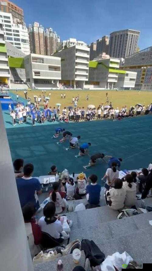 超级凌乱的校园运动会现场直击:趣味项目、混乱瞬间与青春活力全记录