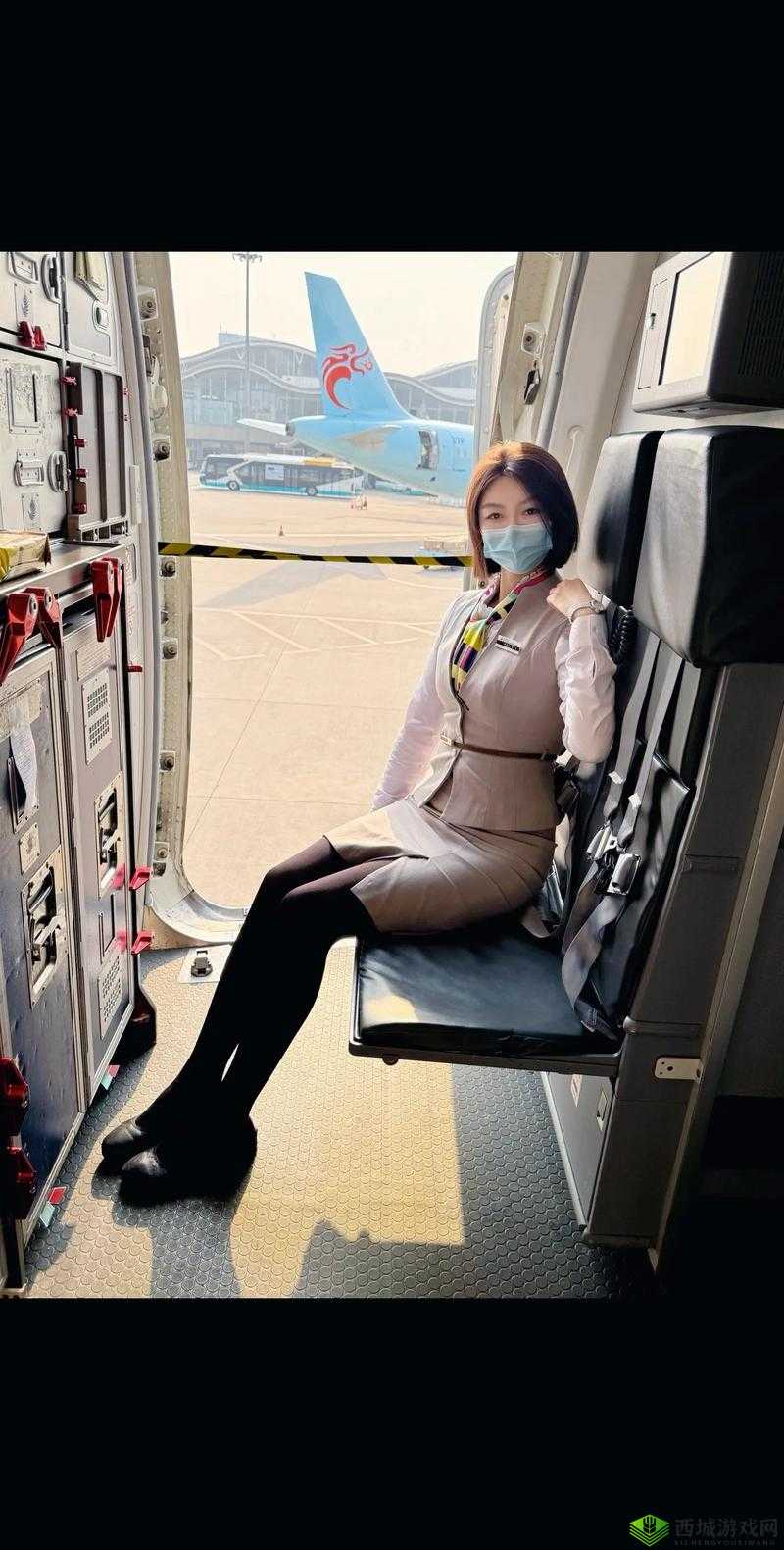 果冻传媒空姐的喘息究竟为何引发关注？其背后隐藏着怎样的故事？