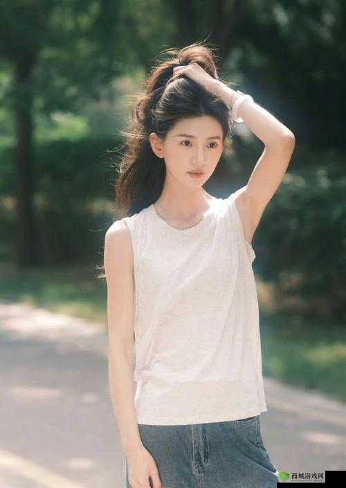 张婉莹暑假作业曝光:清纯可爱还是性感撩人?