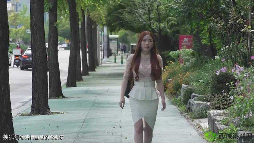 XXXX18HD 亚洲 HD 秘书：职场诱惑与挑战