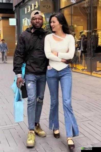 黑人巨マラセックス人妻：揭秘跨文化婚姻中的情感与挑战，你了解多少？