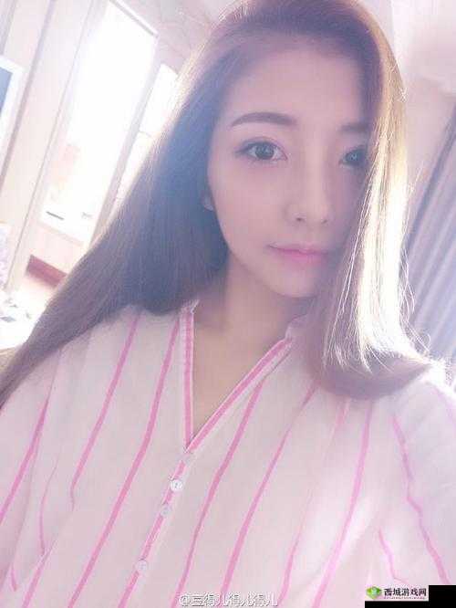 真实㓜交 Videos 中，娇小女友为何叫声不断？