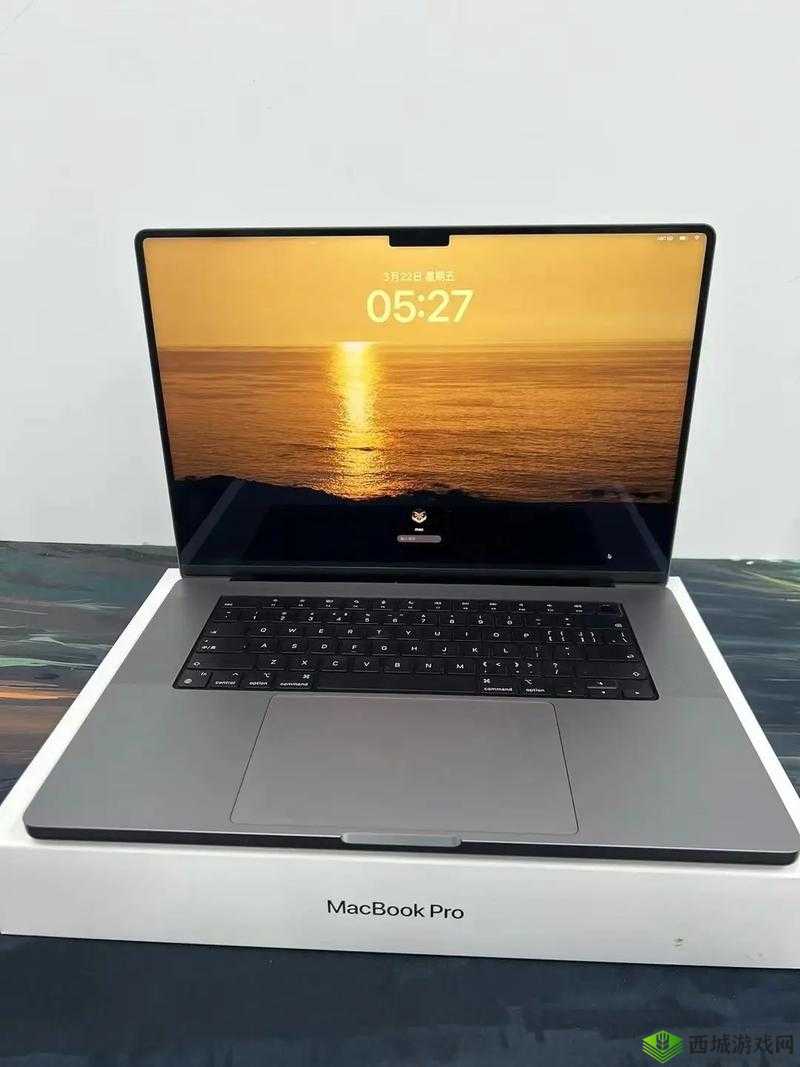 16 岁日本学生 MACBOOKPRO 的青春之旅